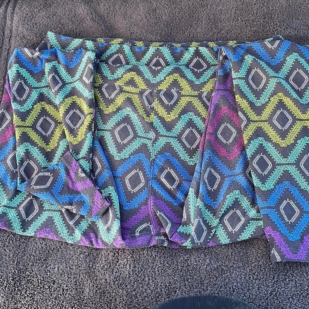 Geometric Patterned Leggings